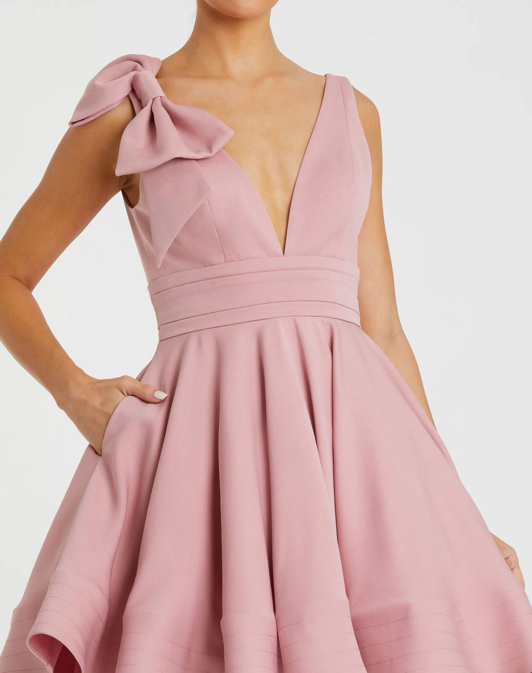 Pink Crepe Sleeveless V-Neck Mini Dress With Bow - FOSTANI.com