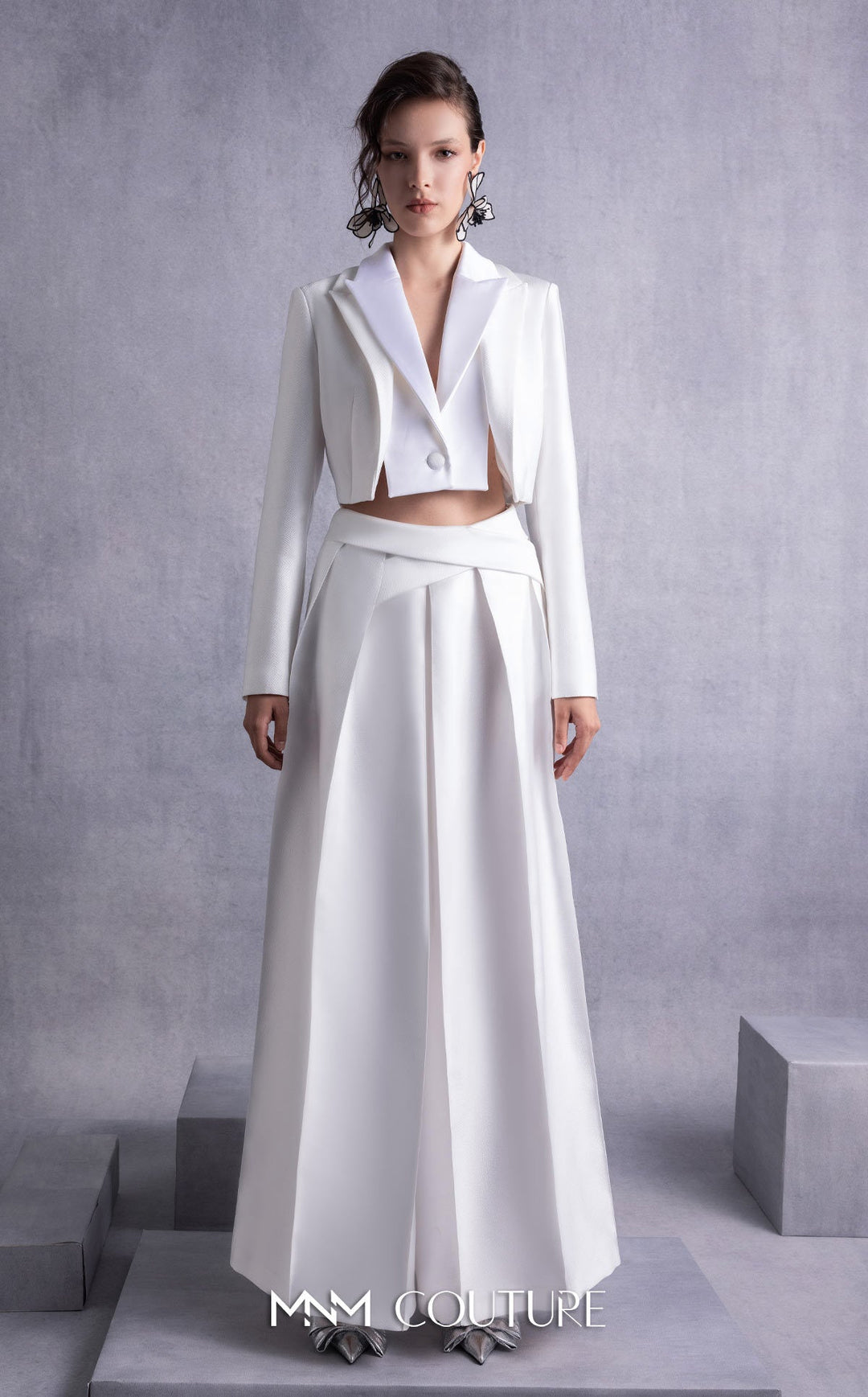Gaby Charbachy GOS2515 cropped blazer and crossover waist wide-leg pant set side view