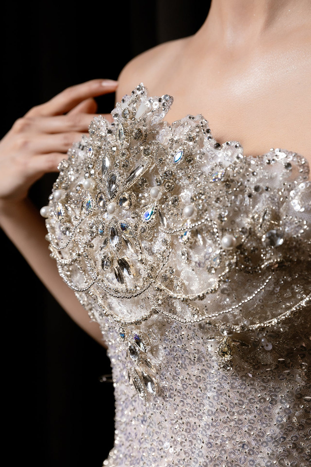 Linh Nga  Dress - FOSTANI.com